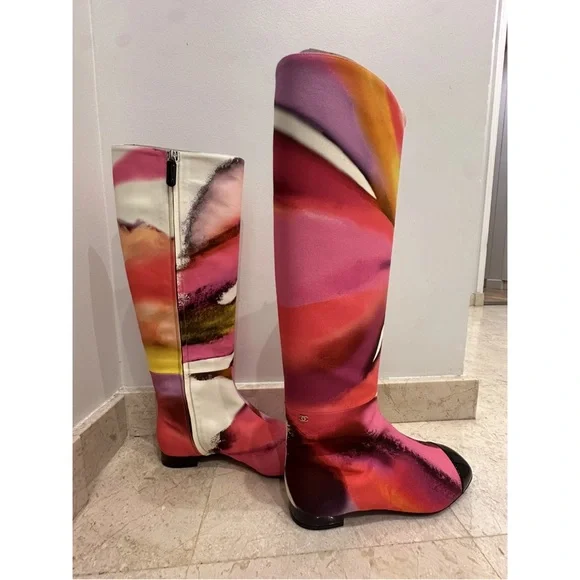 CHANEL NWT Multicolor Knee-High Women's Boots Size-8.5C GORGEOUS CHANEL BOOTS! - Picture 2 of 8